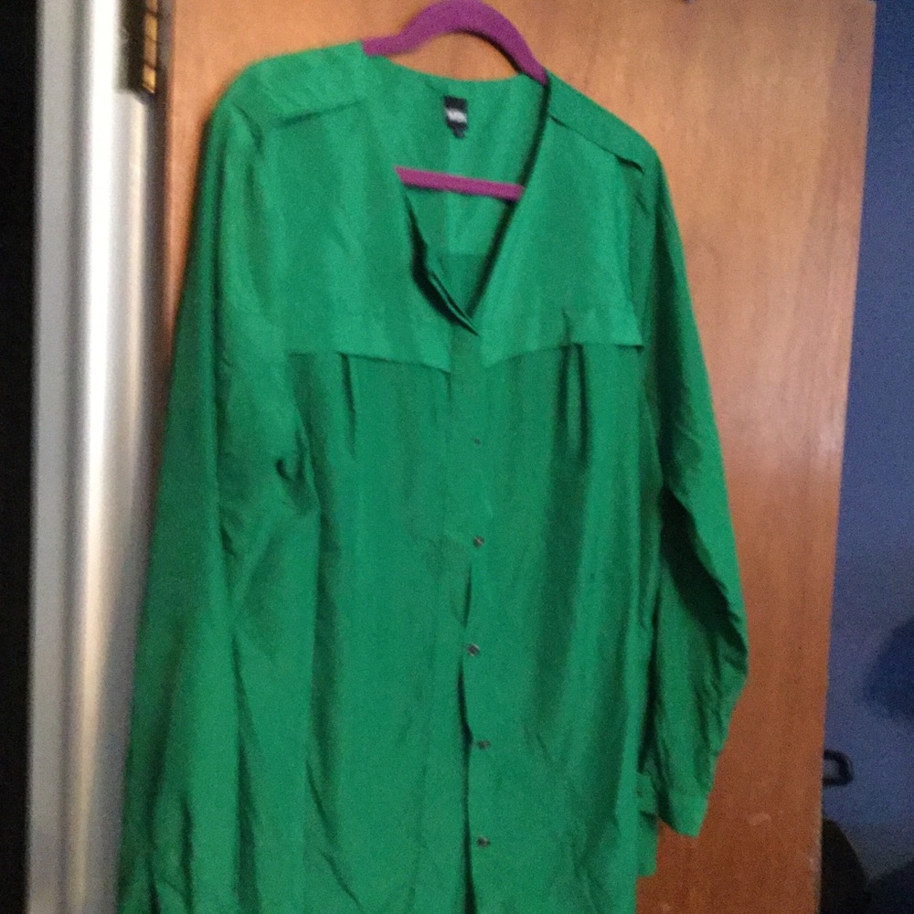 Green Blouse-Jaclyn Smith-Worn Once